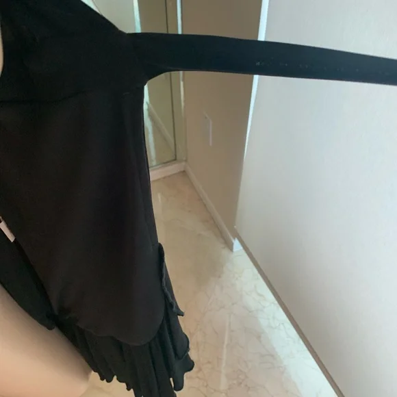 BEBE sexy capped sleeve wrap dress - Picture 10 of 14